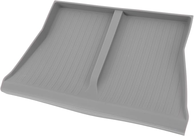 Center Console Charging Mat Crafted from Silicone Easy to Slip Phone Charging Pad Grey Color Car Interior Accessories W240004613 for Convenient Use