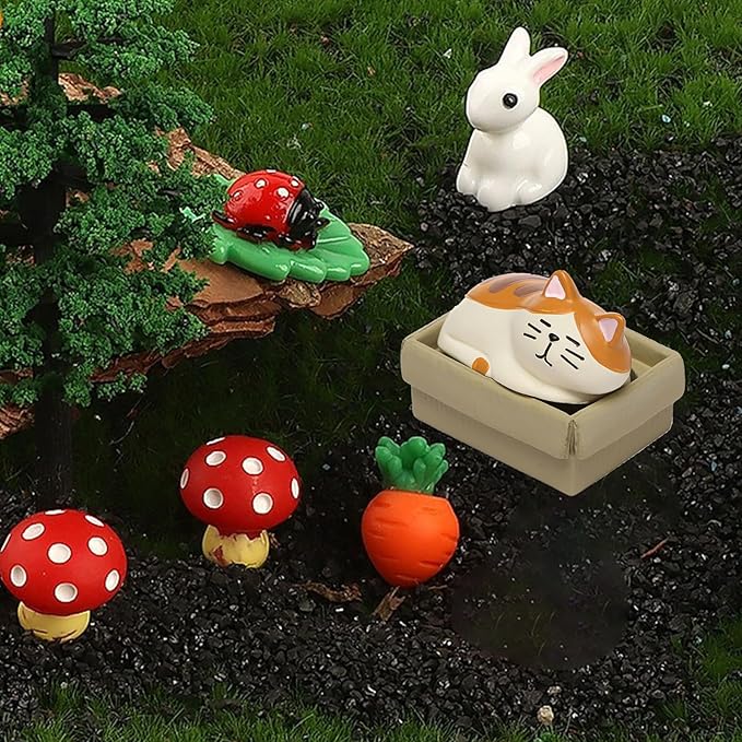 Miniature Cat Figurine kit Mini Resin Statue for Office Desk Figurine Organizer for Nightstand Garden Fairy Accessories Deco Car Dashboard Gift for Cat Lovers