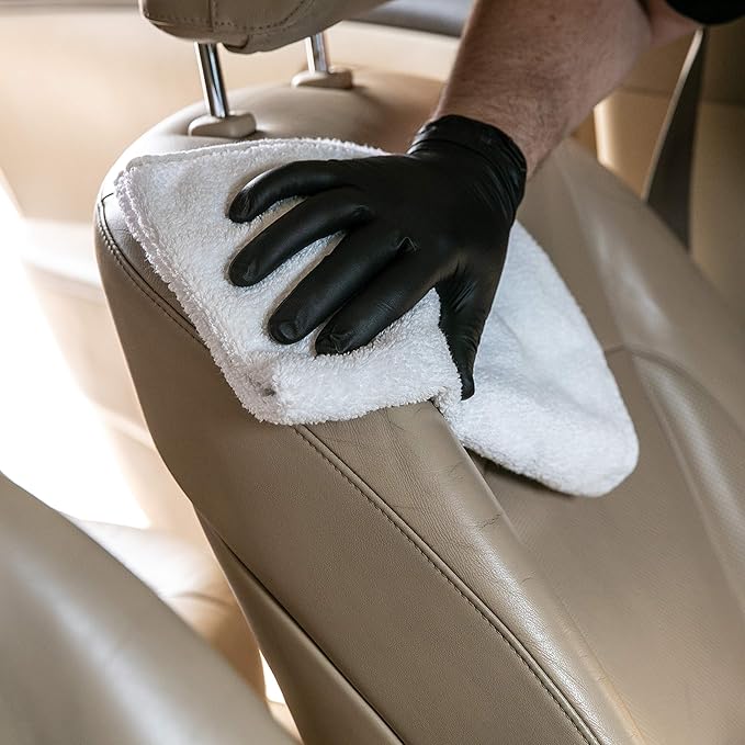 Meguiar's Professional Leather Cleaner & Conditioner D18001-1 Gallon Leather Cleaner & Conditioner Specifically Formulated for Automotive Interior Care, Delivers Professional Results, 128 Oz