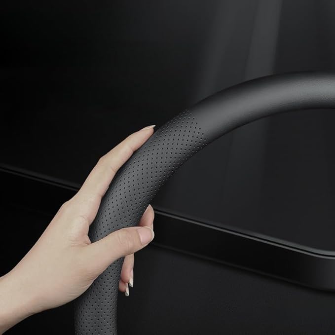 Leather car Steering Wheel Cover, Ultra-Thin, Non-Slip, for Men and Women, Round/D-Shaped, wear-Resistant in All Seasons, Universal Interior Decoration Accessories Grip Cover (Type D)