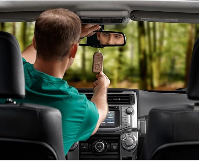 California Scents Hanging 3D Paper: Natural, Environmentally Friendly Car Freshener with Recycled Materials and Strong Odor Eliminator for Automotive Air Freshening (Breezy Pine, 1 Pack)