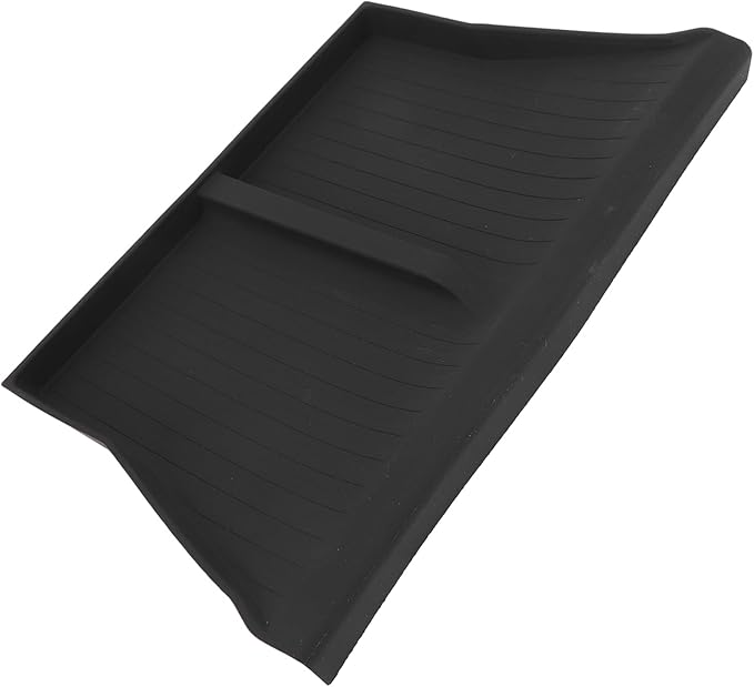 Wire Less Charging Silicone Mat, Center Console Wire Less Charging Mat Easy to Clean Anti Slip Phone Charging Silicone Pad Interior Accessories (Black W240004607)