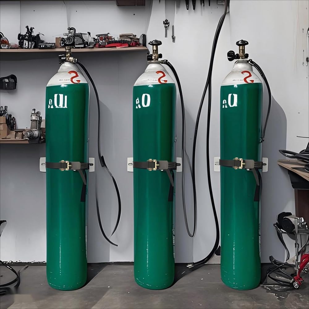 Propane Tank Holder ，Cylinder Wall Mounted Brackets, Ratchet Straps（6.6ft ）, Steel Gas Cylinder Holder, Heavy Duty Gas Cylinder Holder Wall-Mounted Bracket。 (black 1)
