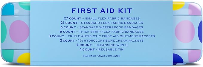 Welly First Aid Kit - Bravery Badges in Flexible Fabric and Waterproof, Singe Use Ointments Triple Antibiotic, Cleansing Wipes and Hydrocortisone - 70 Count