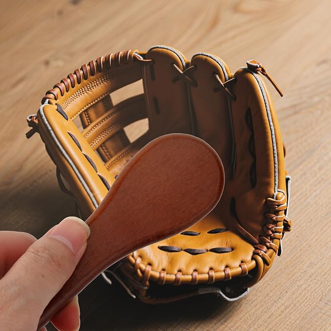 lasuroa 2pcs Baseball Glove Brush, Small Baseball Glove Scrub Horsehair Brushes Gentle Routine Maintenance Horse Hair Bristles Practical Cleaning Supply Accessories for Deep Clean