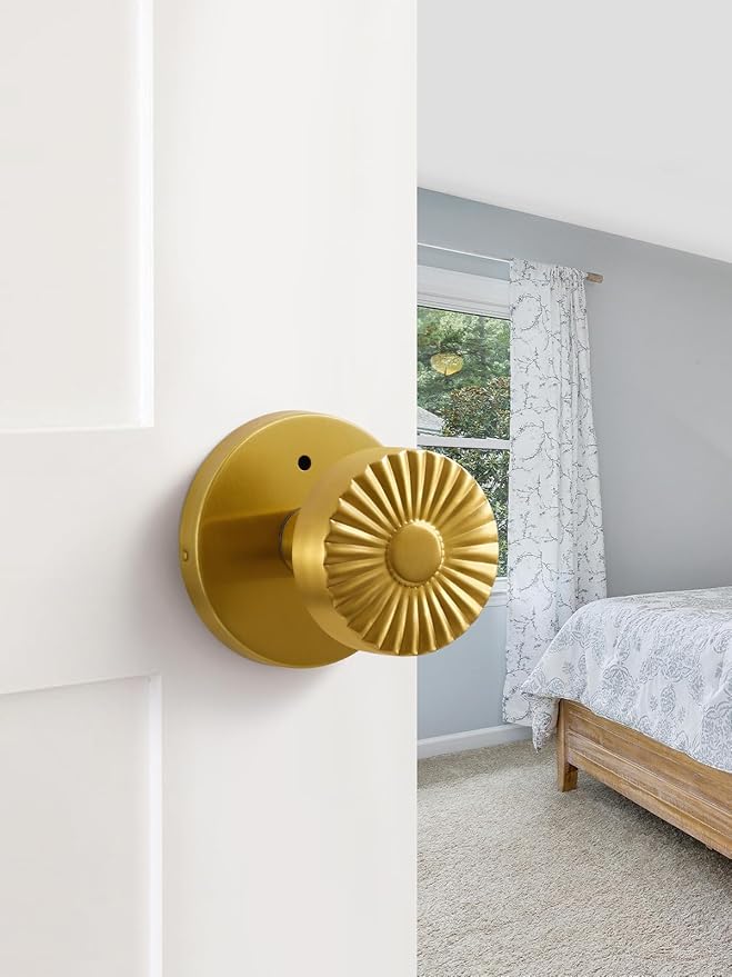 Privacy Door Knob Gold Door Knob, Bedroom Bathroom Vintage Bright Gold Door Handle Interior Brushed Gold DoorKnob, Stainless Steel Knob, 1 Pack
