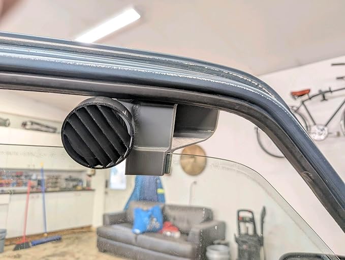 Universal Car Window Side Air Scoop Vent Intake with Adjustable 25-Degree Rotating Outlet Cap, Left and Right Versions Included (Right Side)