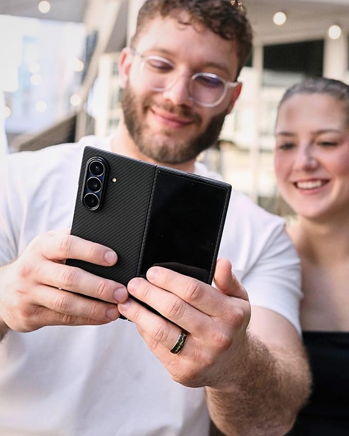 Thinborne Compatible with Samsung Galaxy Z Fold 7 Case, [600D Aramid Fiber] [Magnetic] [Ultra Thin] [Minimalist Style] [Carbon Fiber Textures]