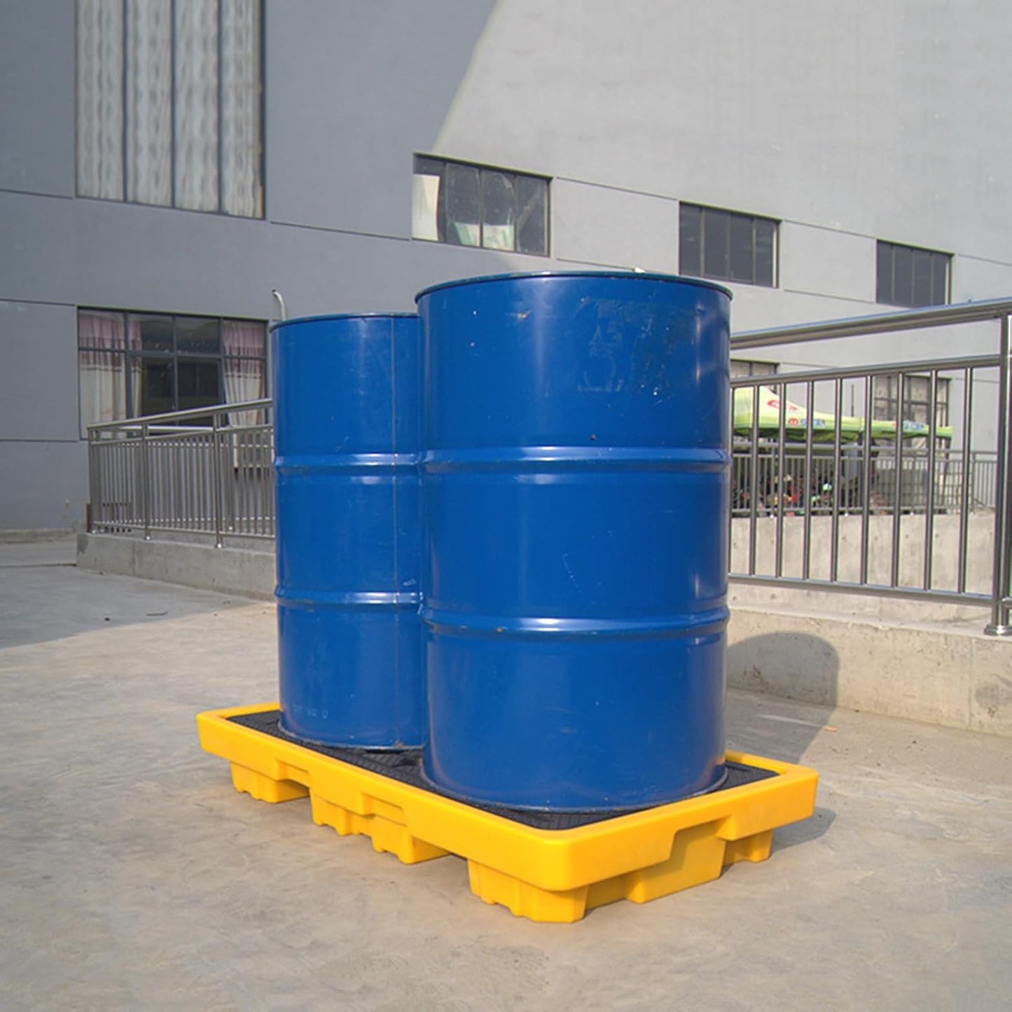 2 Drum Containment Spill Pallet, Polyethylene Low Profile Paint Bucket Tray, Industrial Garage Storage Detachable Shipping Leakproof Platform (Color : Yellow-5 Pack, Size : 51.2"x26.8"x3.9"
