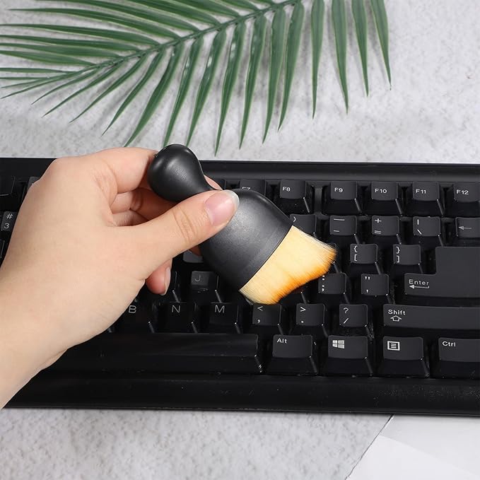 Soft Bristle Car Interior Brush, 4 PCS Gtziqa Curved Design Cars Duster Interiors Detail Brushes Car Interior Detailing Brush Cleaning Tool with Cover for Dashboard Interiors Exterior Keyboard Leather