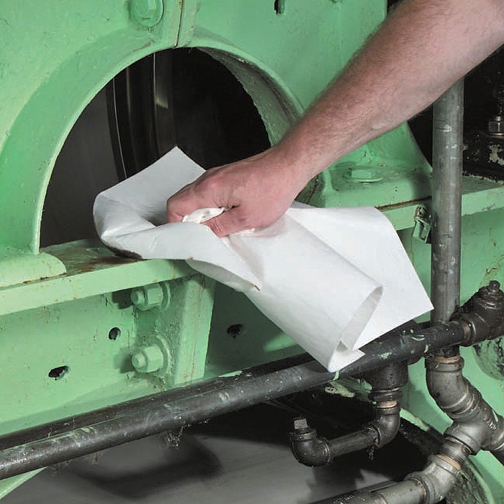 PIG Oil-Only Absorbent Mat Roll | Absorbs 20.1 gal per roll | 30" W x 150' L | MAT462