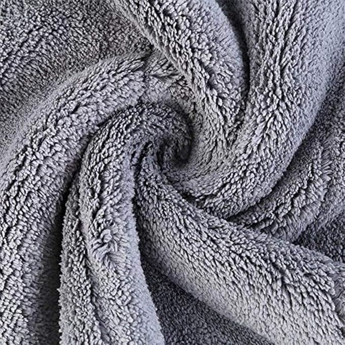 Plush Twin Sided 950 GSM Premium Quality Microfibre Buffing/Drying Towel 45 x 40 cm (1)