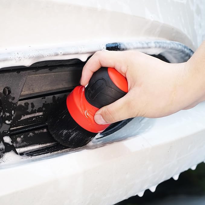Maxshine Universal Red Large Mixed Bristle Brush with Storage Rack – Curved Grip & Soft Bristles – Ideal for Dashboard, Displays, Air Vents – Premium Brush for Wheels & Interior Detailing