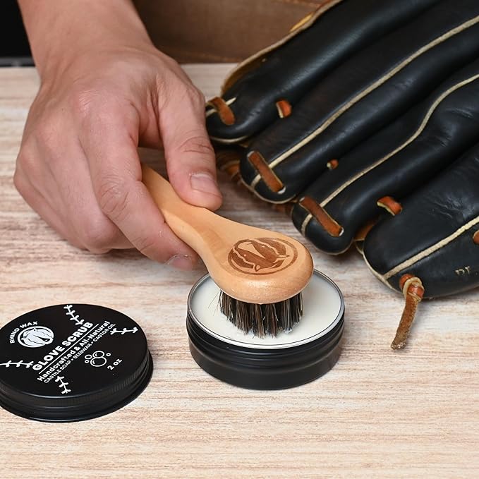 Rhino Wax - Baseball Glove Brush and Applicator Kit (5 Pack) - 1 Horsehair Scrubber for Basic Dirt Removal - 2 Dauber Brushes for Oil and Conditioner Application - 2 Microfiber Cloths for Wiping Down