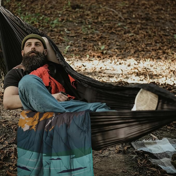 zzlamb Camping Blanket for Cold Weather,Outdoor Puffy Blanket Portable Down Alternative,Windproof Warm Cloak with Snaps,Cozy Quilt Backpacking Picnic RV Travel Plane Car Hammock Beach Climbing