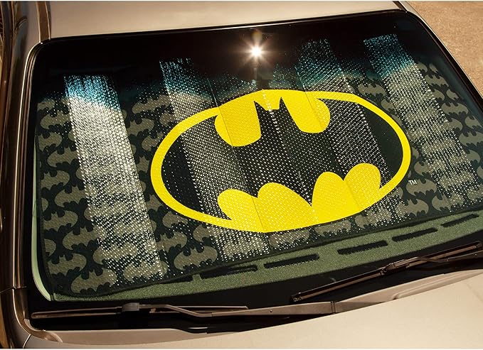 Plasticolor 003713R01 Batman Accordion Style Car Truck SUV Front Windshield Sunshade