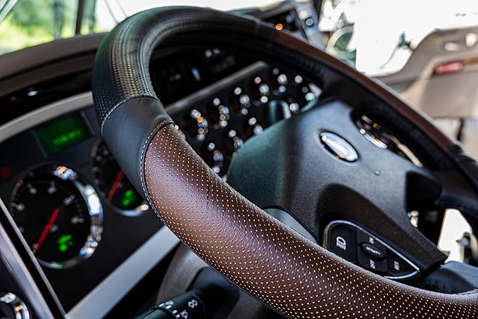 Cummins CMN35391 Navigator 18-Inch Steering Wheel Cover Leather Semi Truck Interior Accessories for RV and Big Rig-Black