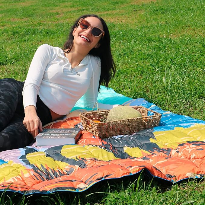 zzlamb Camping Blanket for Cold Weather,Outdoor Puffy Blanket Portable Down Alternative,Windproof Warm Cloak with Snaps,Cozy Quilt Backpacking Picnic RV Travel Plane Car Hammock Beach Climbing