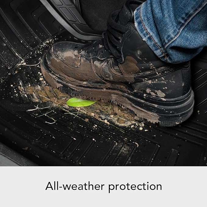 Amazon Basics 4-Piece Premium All-Season Anti-Slip Rubber Floor Mats, All Weather Protection for Cars, SUVs and Trucks, Universal Trim to Fit, Black