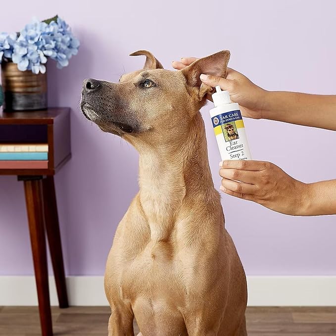 Miracle Care Ear Cleaner for Dogs and Cats, 8 Ounce, Reduces Ear Odor and Waxy Build Up, Gentle and Non Staining