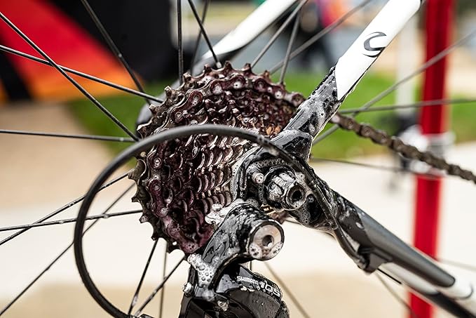 SILCA Ultimate Brake and Drivetrain Cleaner for Bicycles, best for disc brakes chains and cassette, 16 ounce spray bottle, purple foam encapsulates grit and grime