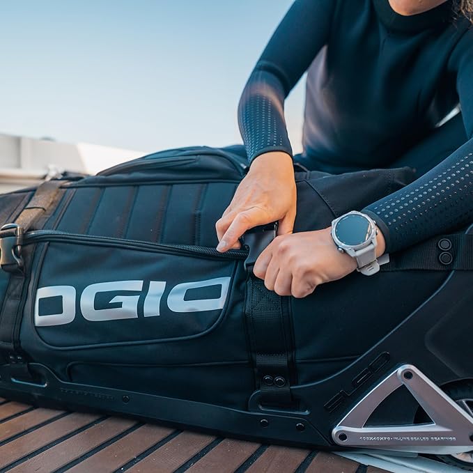 Ogio RIG 9800 Wheeled Suitcase (Greenwood)